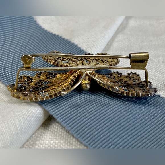 Ormolu Gold Filagree Butterfly Brooch ca. 1920s - Picture 2 of 4